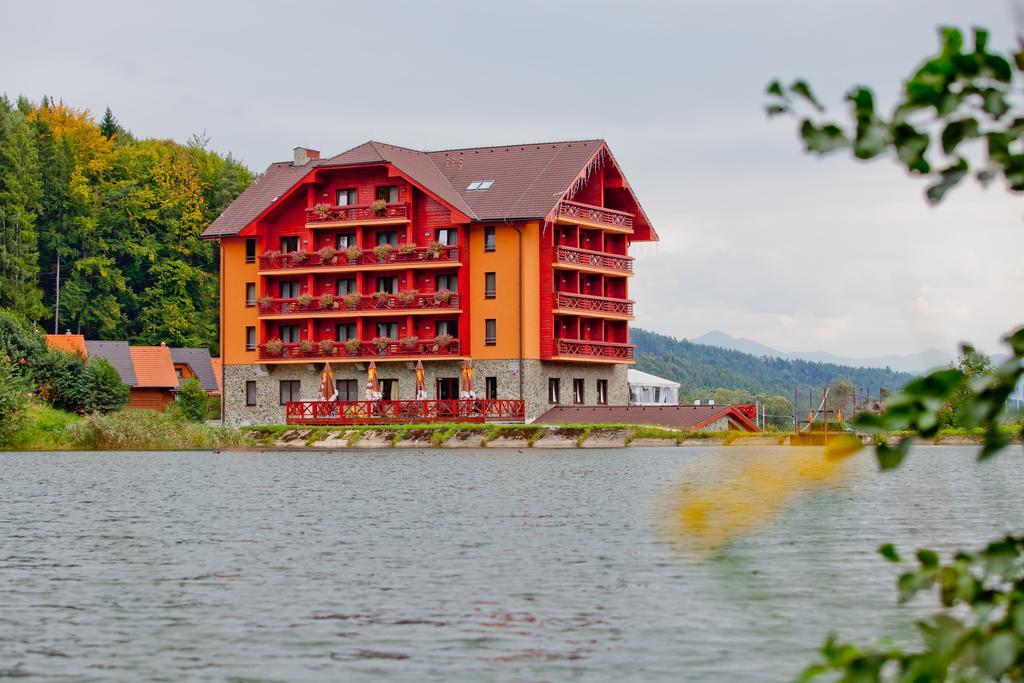 Hotel Impozant Valča Extérieur photo